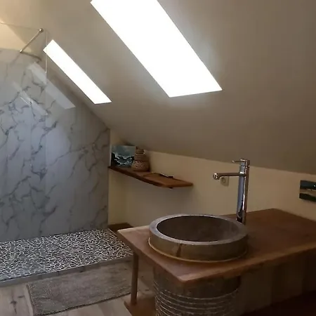 Hoeve Korenzegen. Oase Rust Dichtbij 度假居